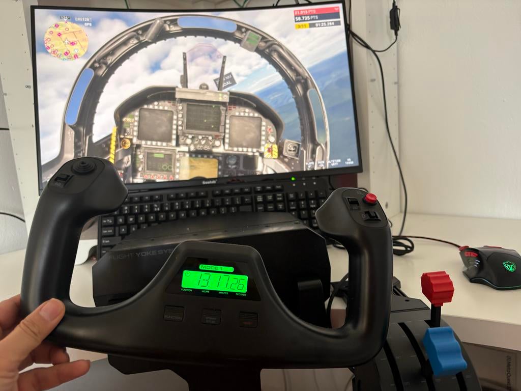 Logitech G Saitek Pro Flight Yoke System, Spelcomputers en Games, Ophalen, 1 speler, Zo goed als nieuw, Vanaf 3 jaar