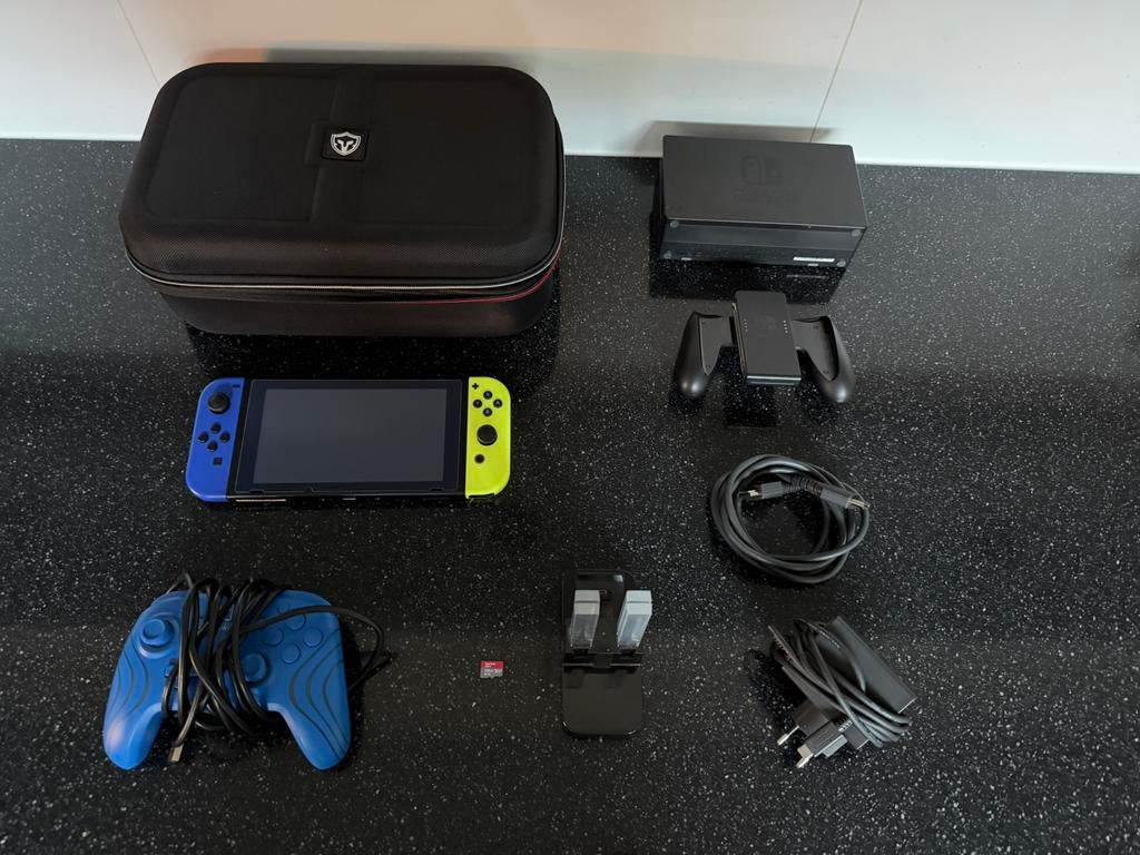 Nintendo Switch v2 | Compleet | Krasvrij | Vele Accessoires, Spelcomputers en Games, Spelcomputers | Nintendo Switch, Switch 2019 Upgrade