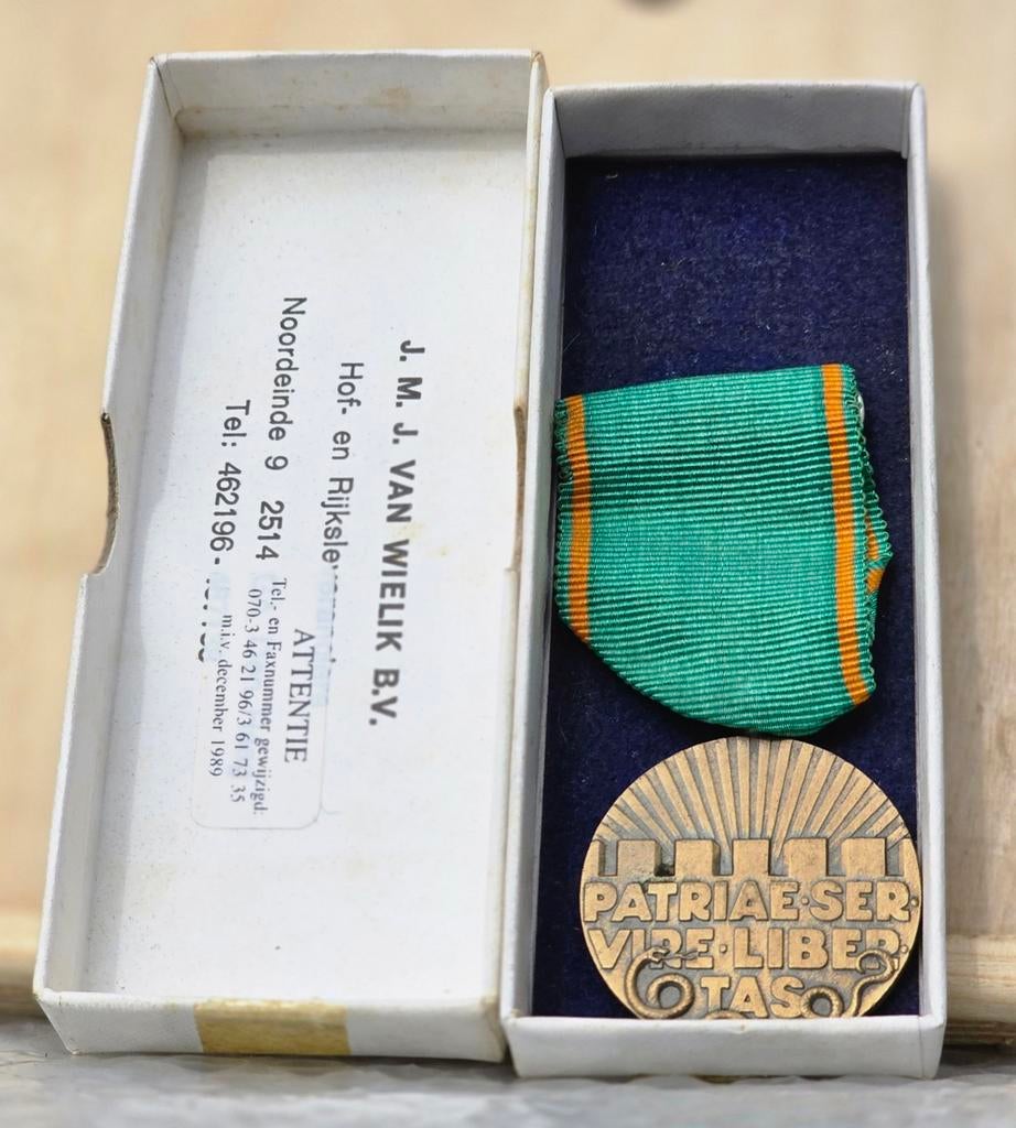 Brandweer vrijwilligers medaille, Ophalen of Verzenden, Overige materialen