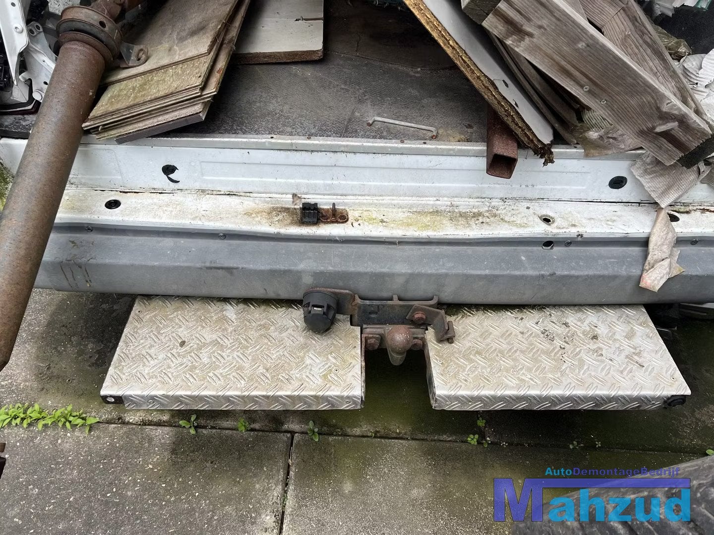 FORD TRANSIT trekhaak achter deur scharnier opstap 2006-2014, Info@fabrikant.eu, Fabrikantstraat 1
1000 AA  Amsterdam, NL, Ophalen of Verzenden