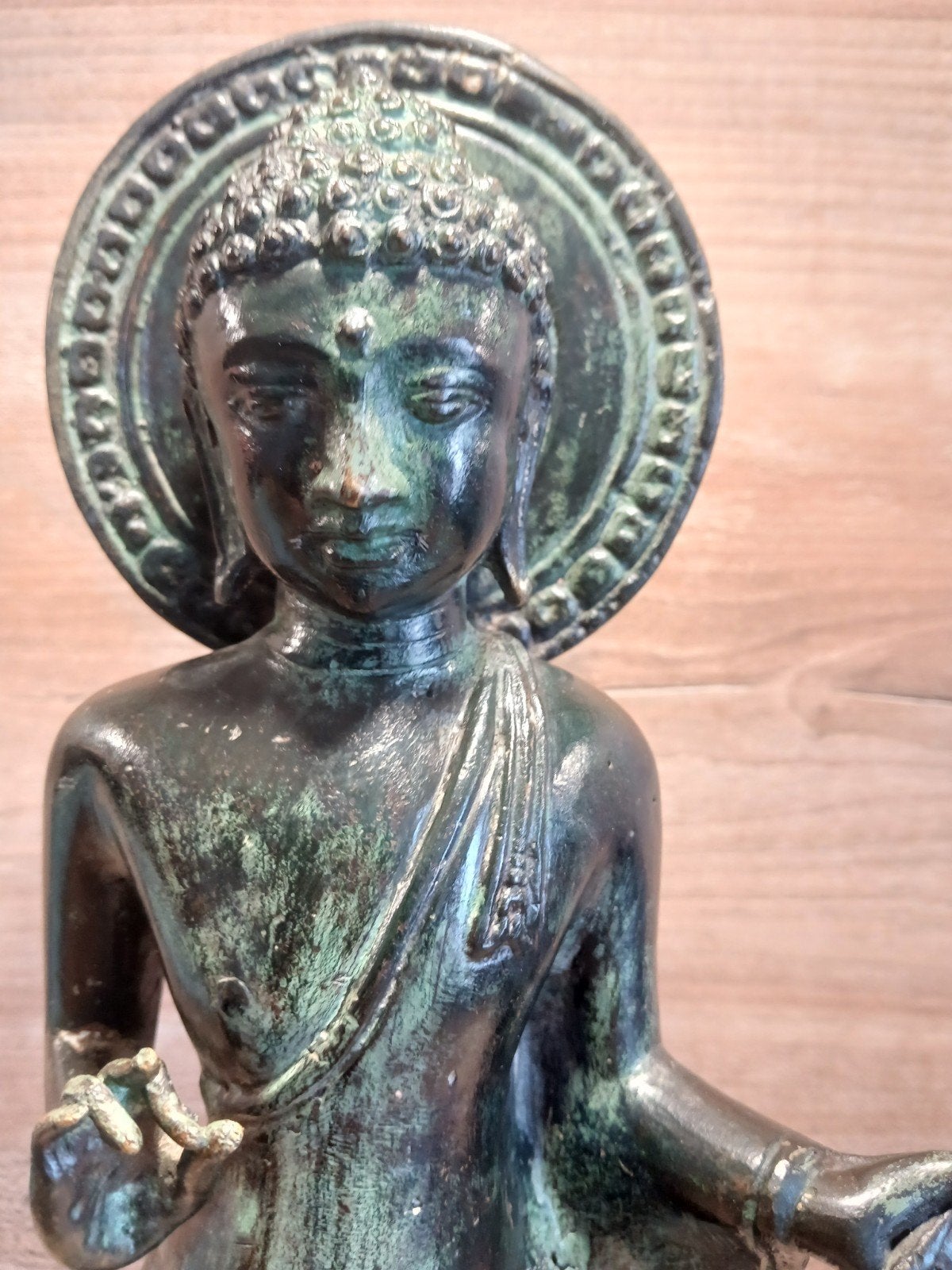 Antiek bronzen Boeddhabeeld - Aziatische kunst, Antiek en Kunst, Ophalen of Verzenden, 20 - 50 cm, Beeld, Klassiek