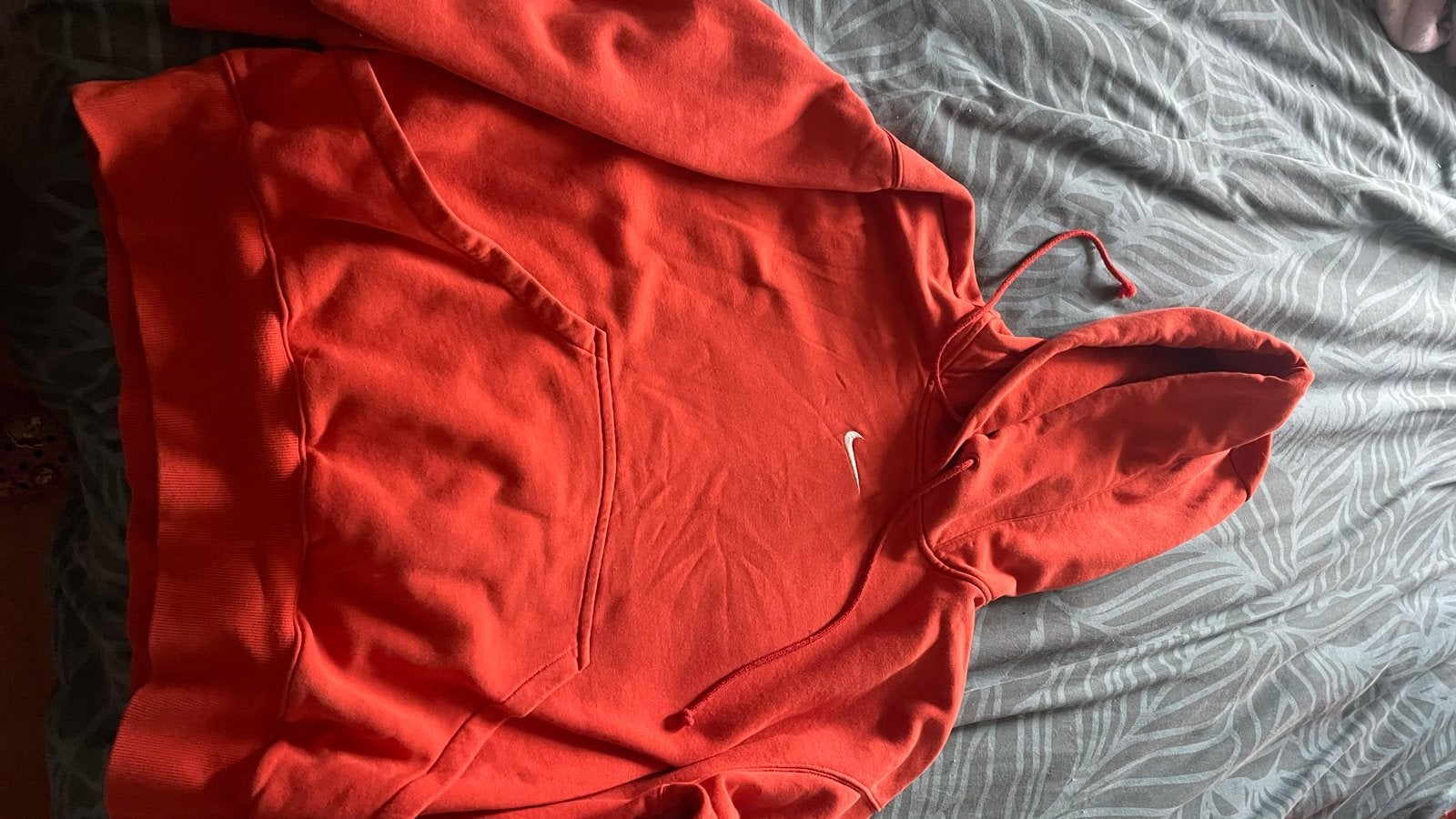 Nike trainingspak rood - hoodie en joggingbroek, Ophalen, Gedragen, Maat 36 (S), Oranje