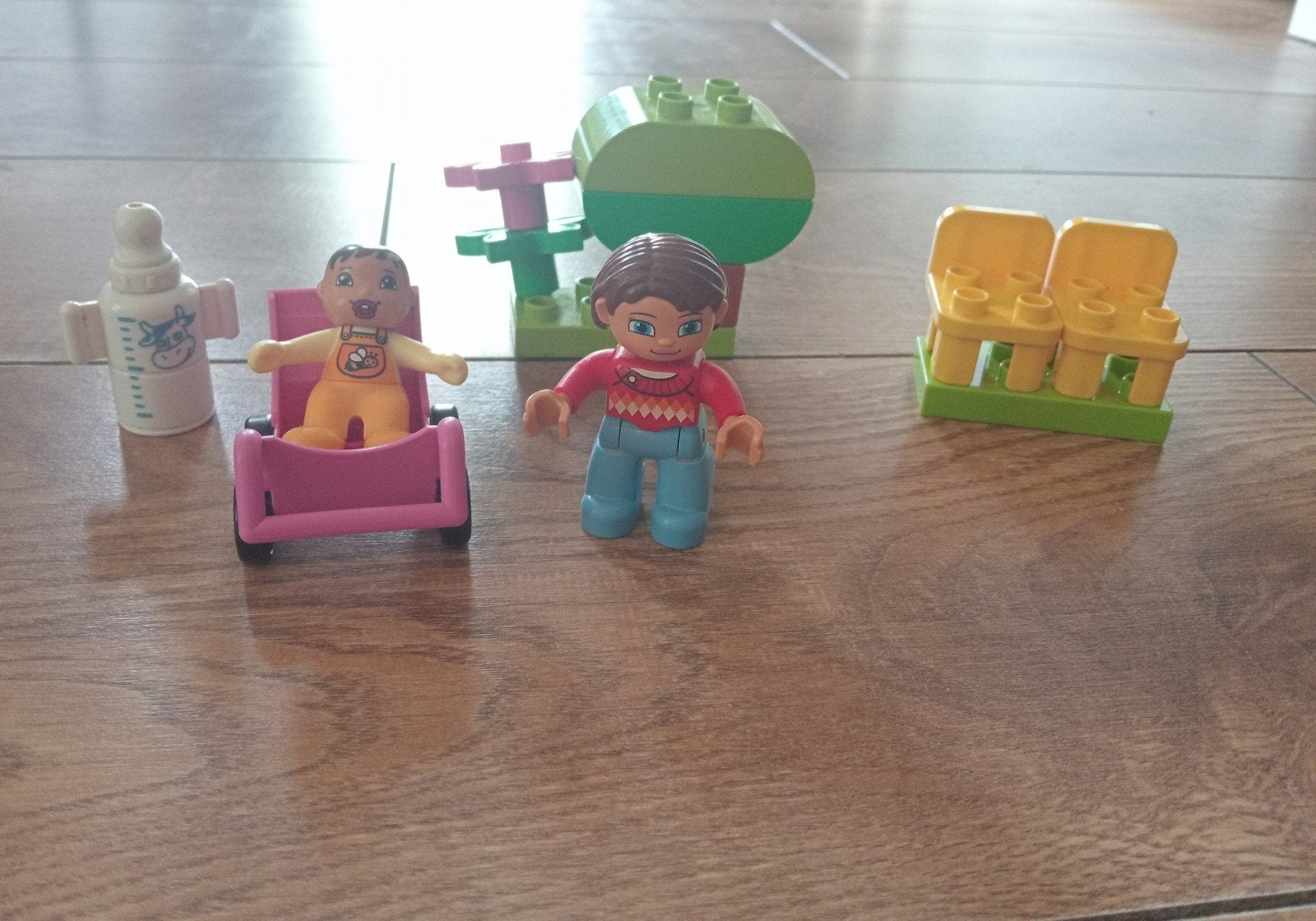 Lego Duplo set met figuren en accessoires, Ophalen, Gebruikt, Inclusief minifiguren, Duplo