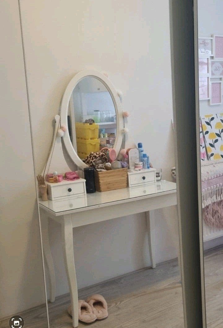 IKEA Hemnes Toilettafel/Kaptafel met Spiegel, Huis en Inrichting, Ophalen, 50 tot 100 cm, Klassiek, Scandinavisch, Minder dan 100 cm