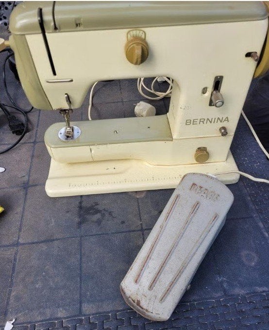 Bernina 700 Naaimachine met Pfaff voetpedaal, Hobby en Vrije tijd, Ophalen, Gebruikt, Naaimachine, Pfaff