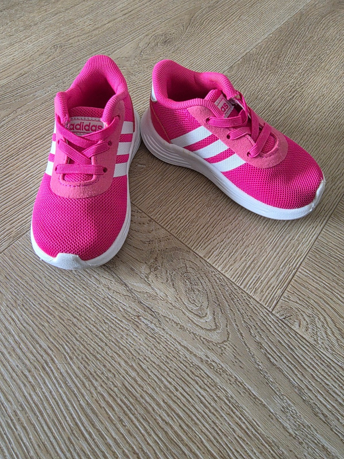 Baby sneakers Adidas fel roze Maat 20, Ophalen, Adidas, Meisje, Schoenen