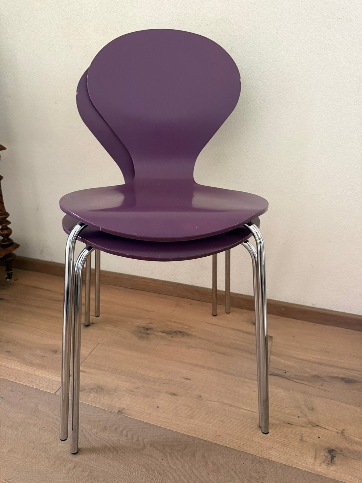2 Danerka Rondo stoelen – paars/chroom, Ophalen, Gebruikt, Twee