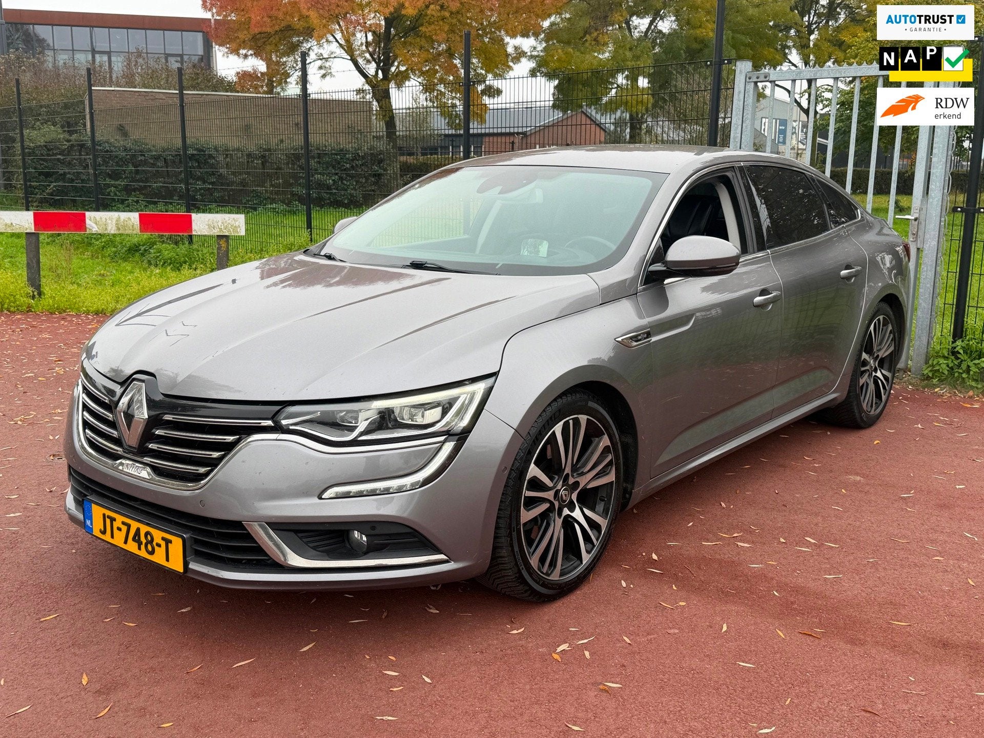 Renault Talisman 1.6 TCe Initiale Paris 4-control LED Leder, Auto's, 1618 cc, Gebruikt, Euro 6, 4 cilinders