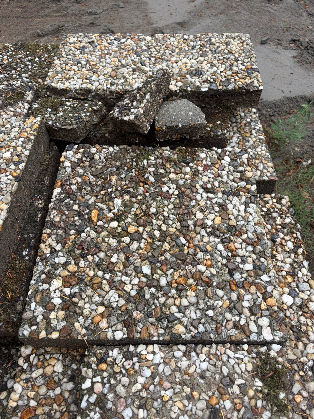 Grindtegels: 35x 40x60cm en 14x 50x50cm (schoonmaken), Ophalen, Gebruikt, 10 m² of meer, Grind