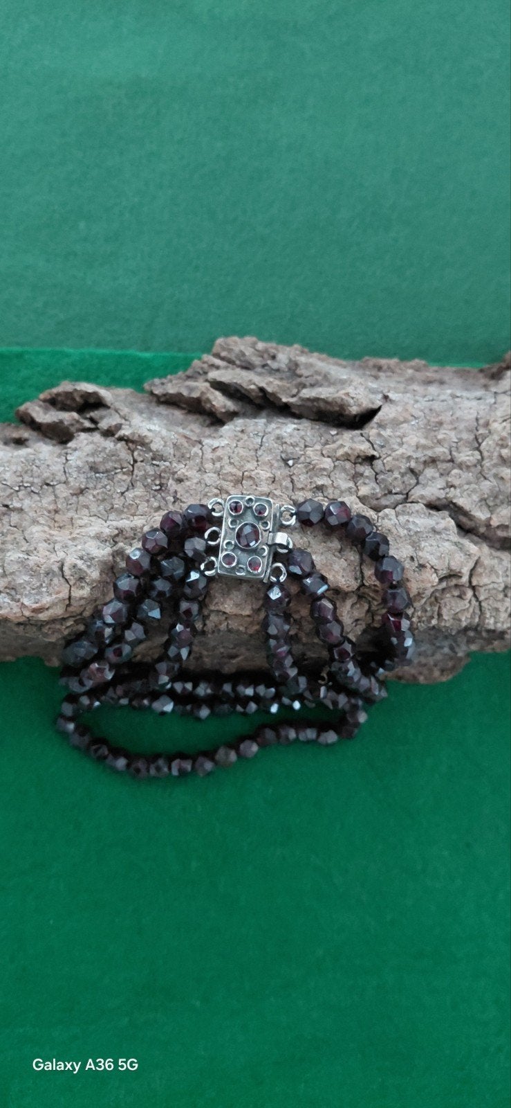 3 rijige facetgeslepen granaten armband - zilveren slot, Sieraden, Tassen en Uiterlijk, Ophalen of Verzenden, Overige materialen