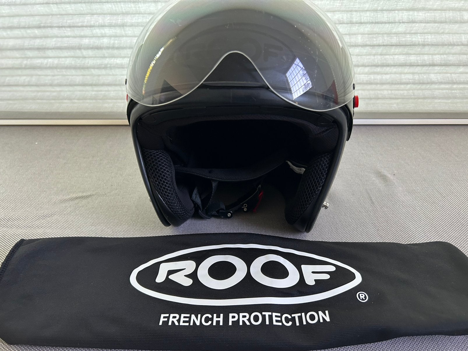 Roof Boxer V8 helm mat zwart – maat L – zonder kinbeugel, Motoren, Ophalen of Verzenden, Tweedehands, Systeemhelm, Overige merken