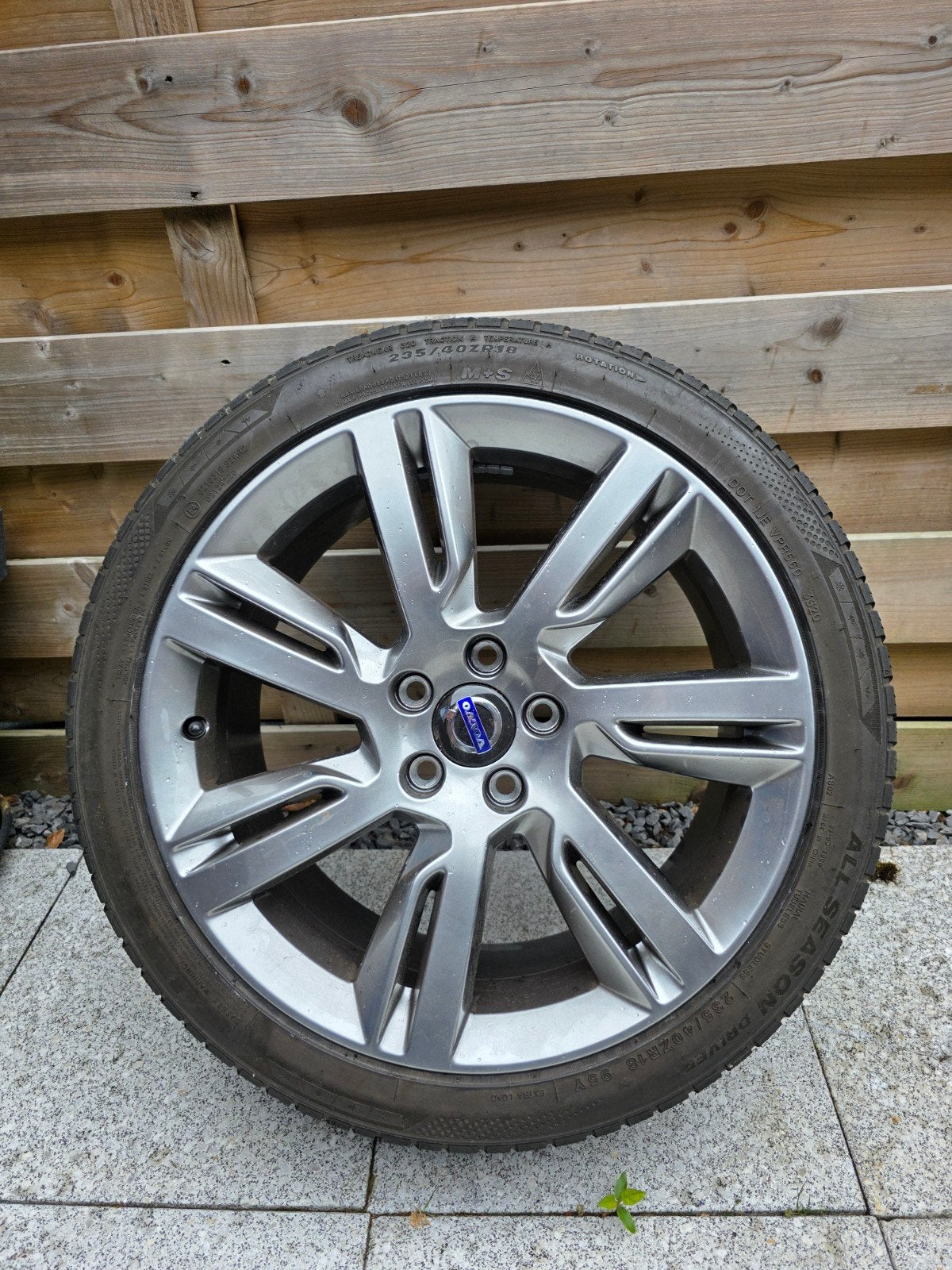 sleipner velg origineel volvo 235/40/18, Ophalen, Nieuw, Volvo