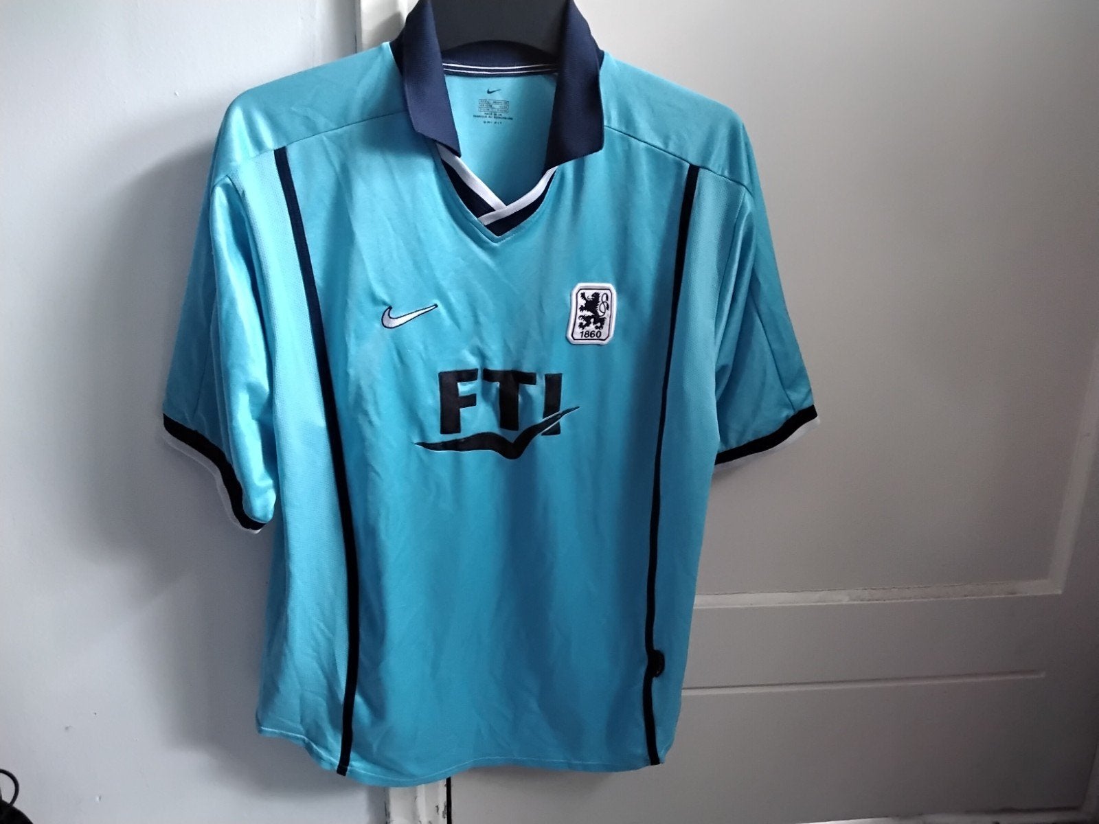 voetbalshirt 1860 München, Kleding | Heren, Ophalen of Verzenden, Zo goed als nieuw, Rood