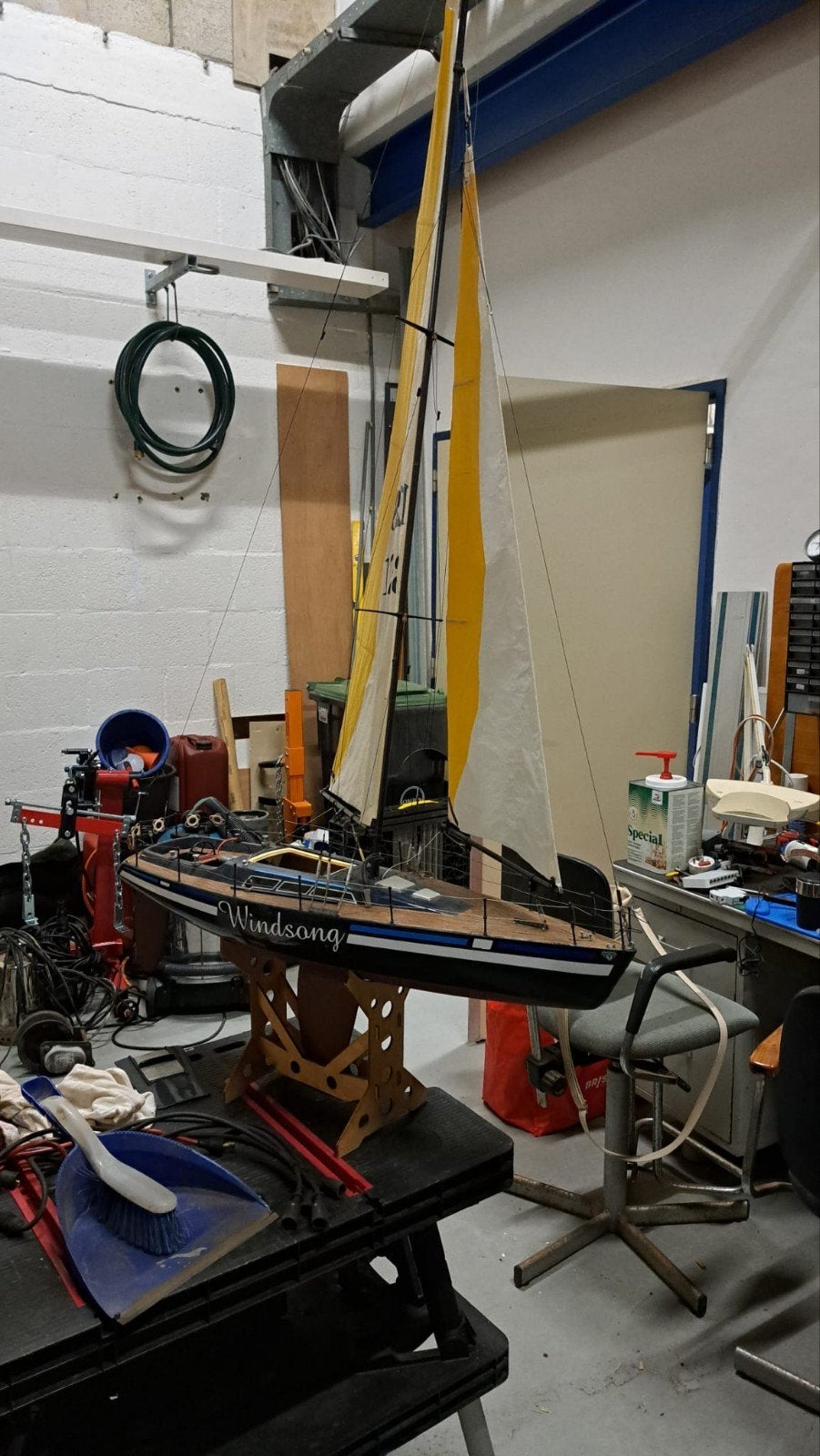 Zeilboot modelbouw hobby - Windsong NED, Hobby en Vrije tijd, Modelbouw | Boten en Schepen, Ophalen, Gebruikt, Groter dan 1:32