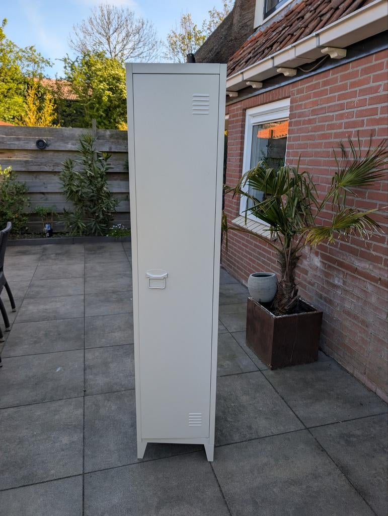 Lichtgrijze locker (kleding) kast, Ophalen, Minder dan 50 cm, Metaal, 25 tot 50 cm