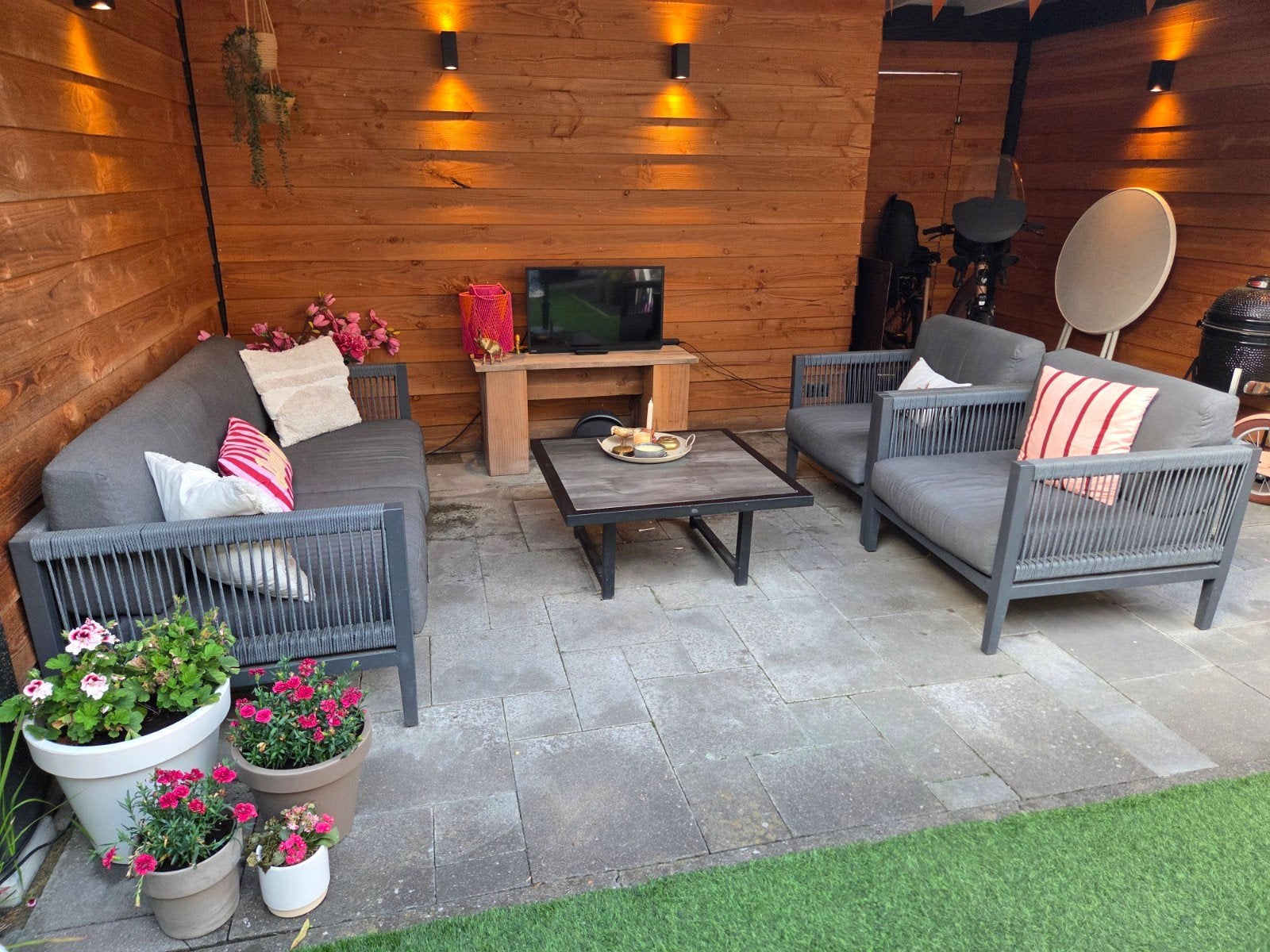 Moderne loungeset met 3-zitsbank en 2 fauteuils, Ophalen, Aluminium