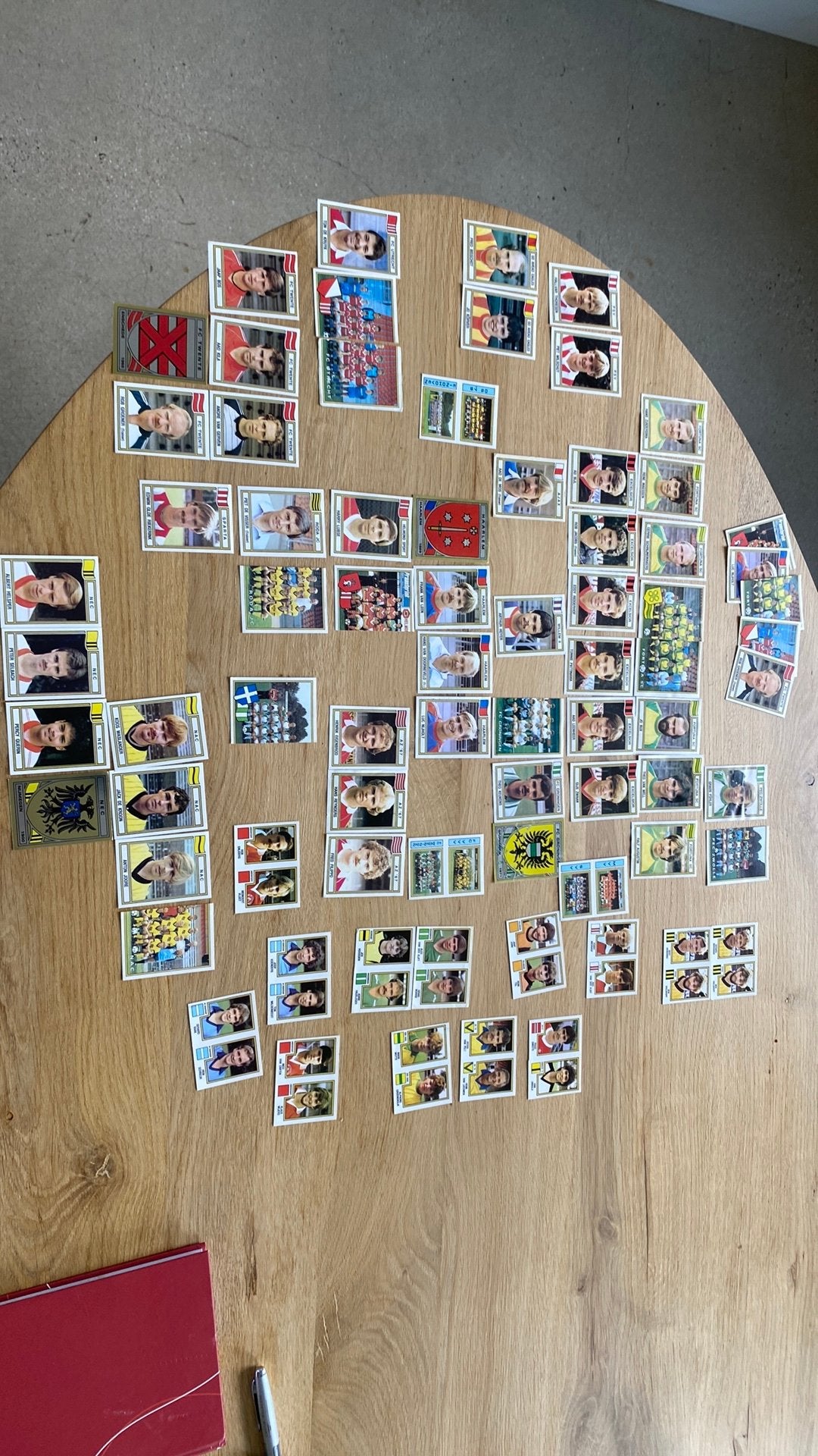 78 x panini voetbal 83 ook logos en ajax psv, Verzamelen, Ophalen of Verzenden, Zo goed als nieuw, Ajax, Poster, Plaatje of Sticker