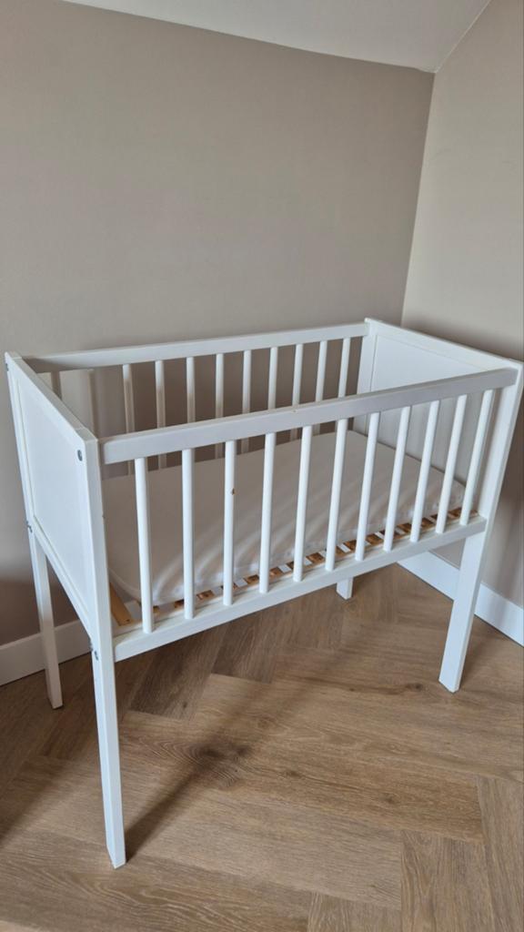 Wiegje inclusief matrasje, Kinderen en Baby's, Babywiegjes en Ledikanten, Ophalen, Gebruikt, Wieg