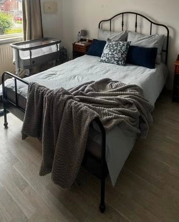Stalen bed met lattenbodems, Verzamelen, Ophalen of Verzenden, Zo goed als nieuw