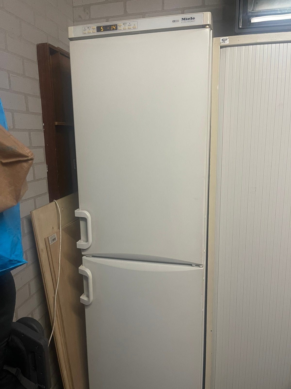 Koel/vrieskast miele!, Ophalen, Gebruikt, 200 liter of meer, Met aparte vriezer