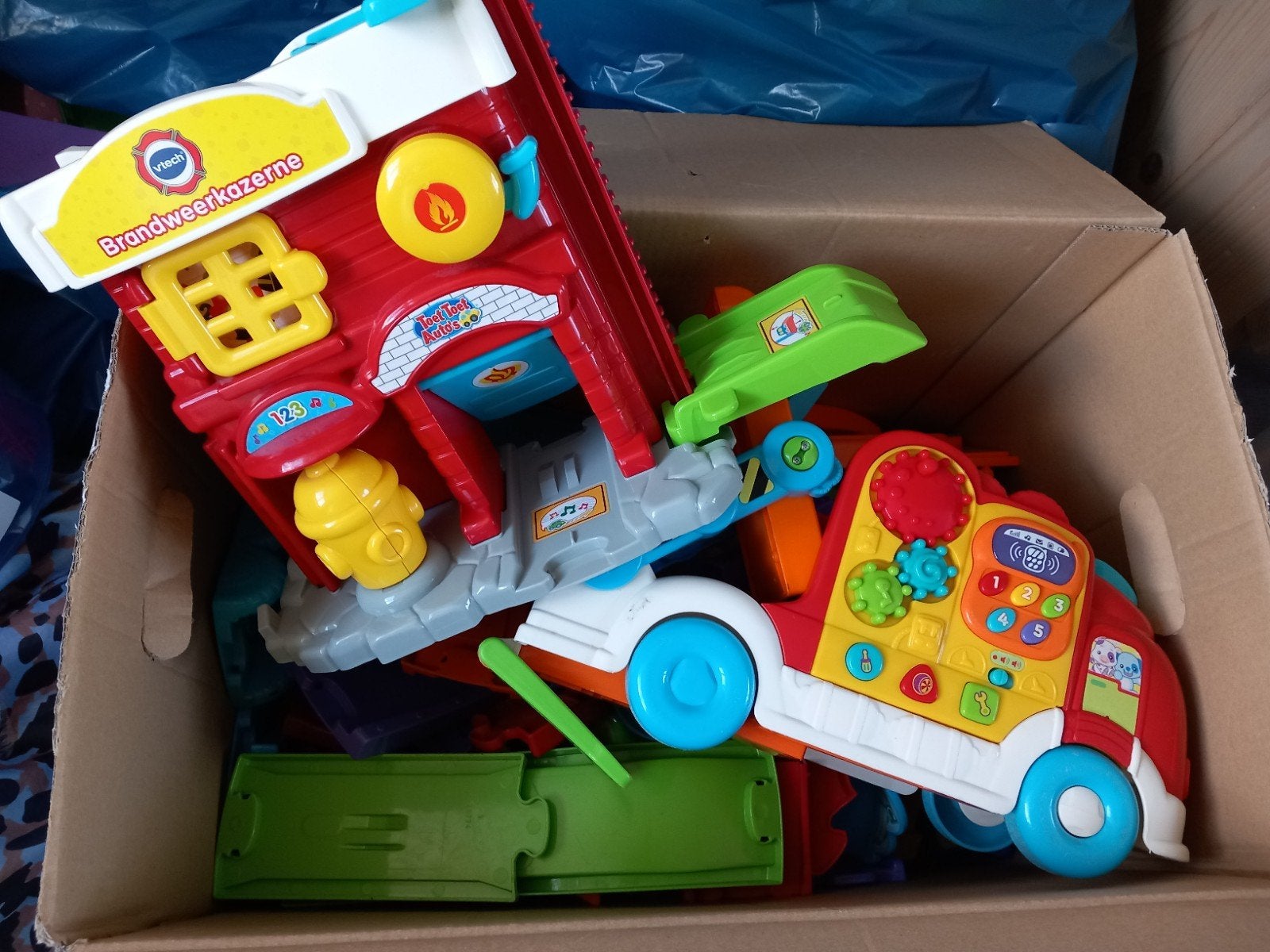 VTech Toet Toet Auto's Brandweerkazerne & Garage, Ophalen of Verzenden, Gebruikt