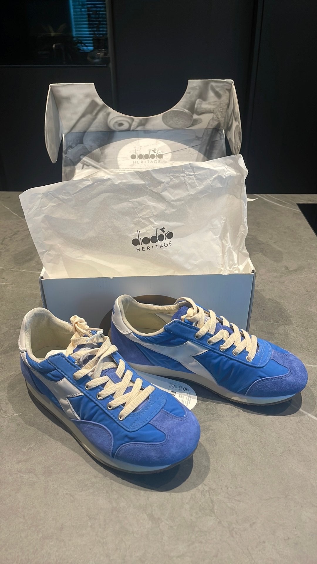 Diadora equipe vela sw maat 38,5, Ophalen of Verzenden, Nieuw, Blauw, Sneakers of Gympen