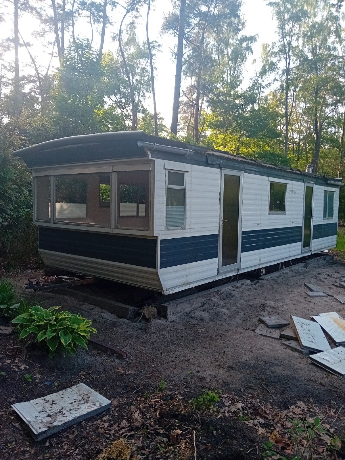 Gratis afbetalen sloop caravan voor oud ijzer, Doe-het-zelf en Verbouw, Metalen, Ophalen, Gebruikt