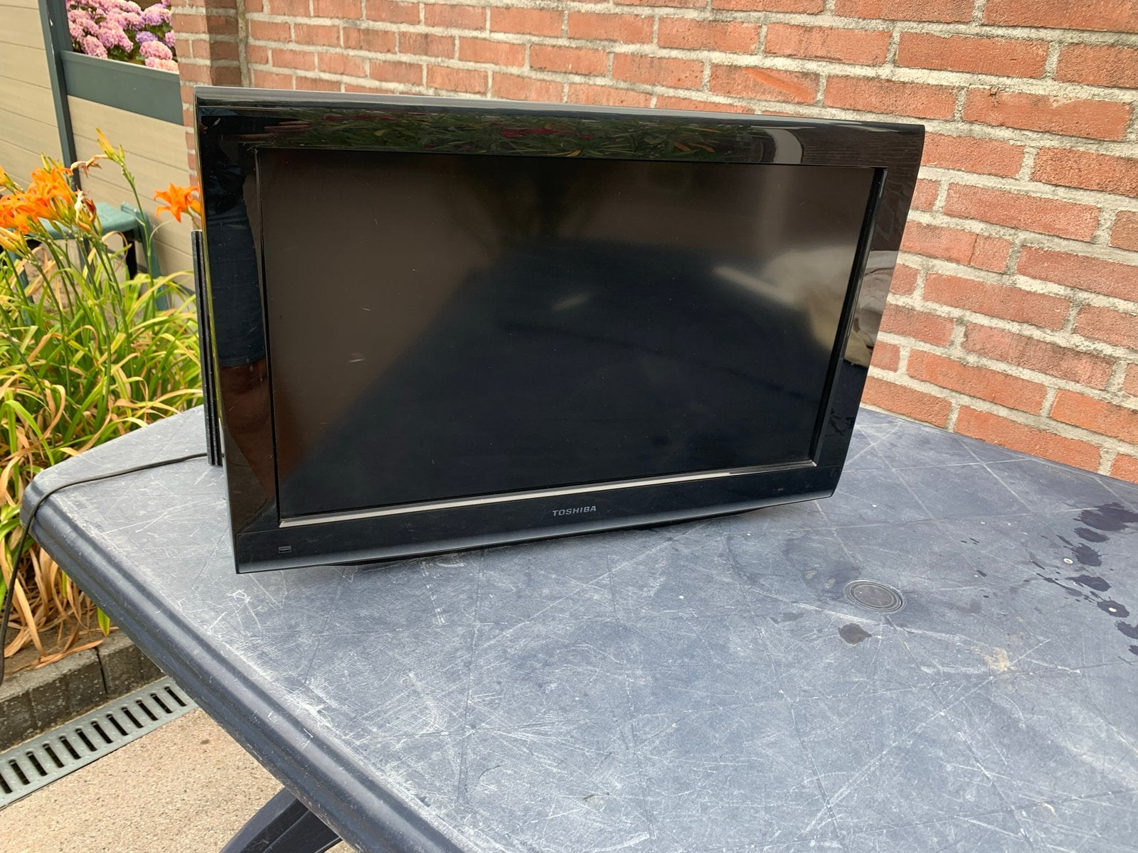 Toshiba LCD TV/DVD Combinatie 26 inch met Vogel's Beugel, Ophalen, 50 Hz, 60 tot 80 cm, Gebruikt