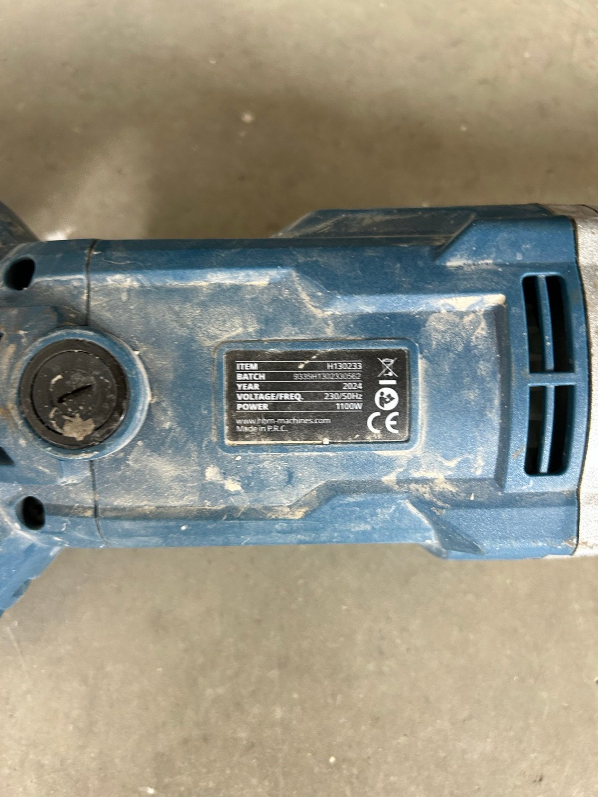 Beton trilnaald 1100W - Krachtig en Betrouwbaar, Ophalen, Gebruikt