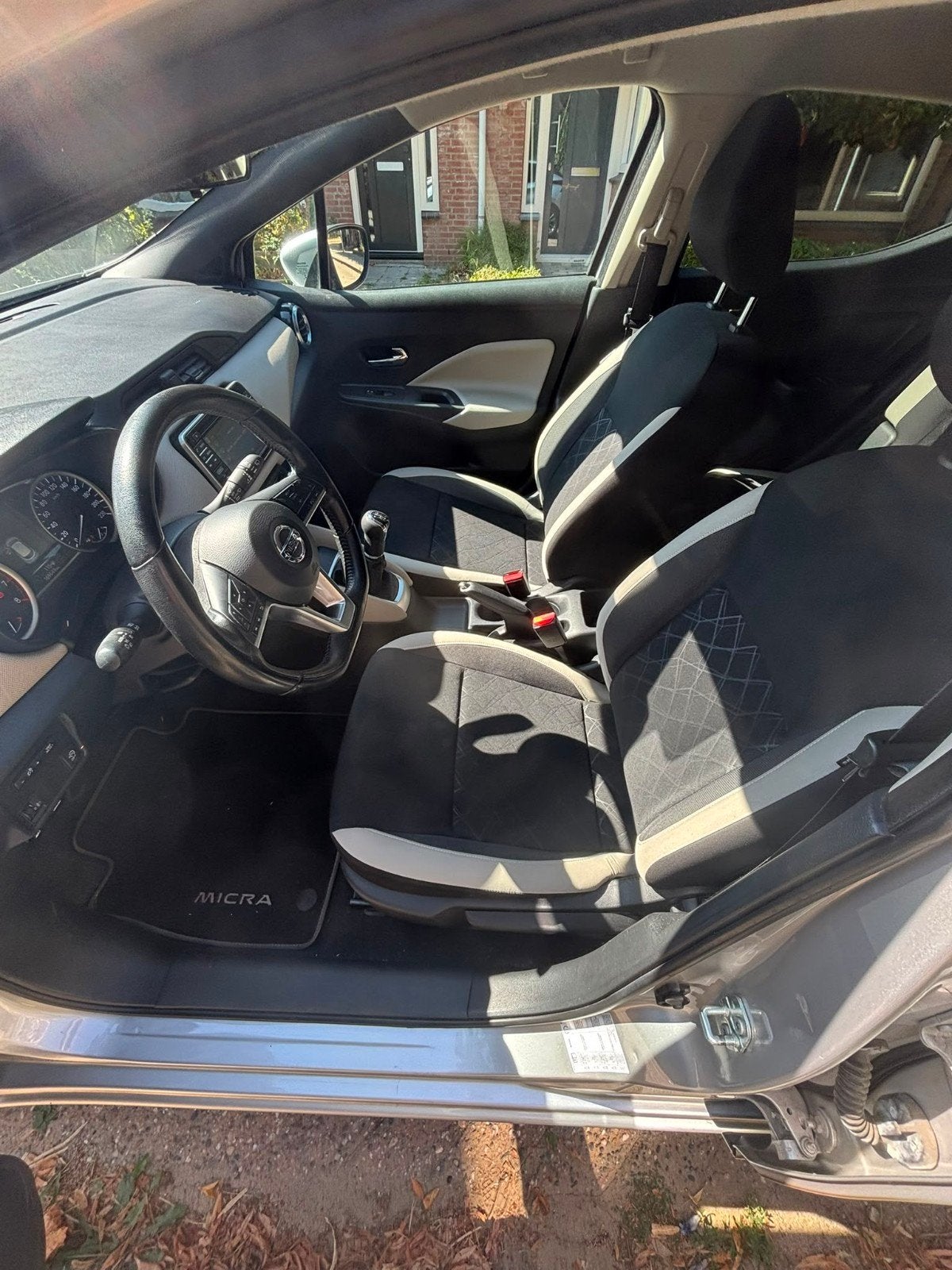 Nissan Micra 0.9 Ig-t 90pk 2018 Grijs, Voorwielaandrijving, 898 cc, 40 €/maand, 525 kg