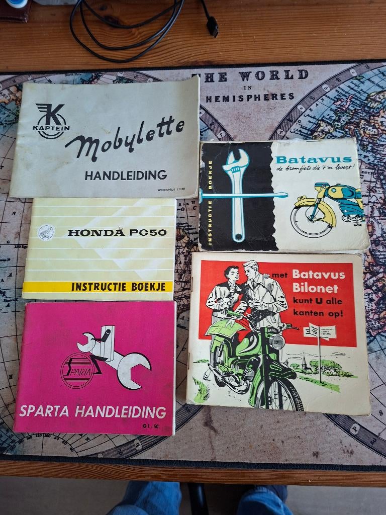 Instructie boekjes div. bromfietsen, Verzenden, Gebruikt