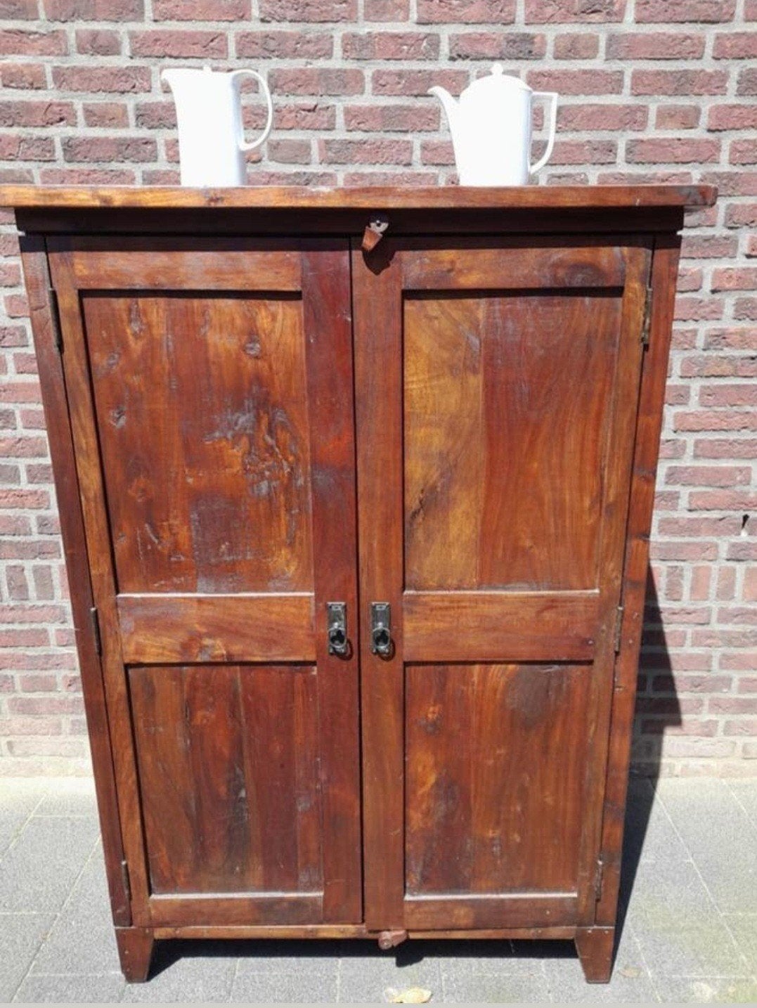 Oude klooster kast, Ophalen