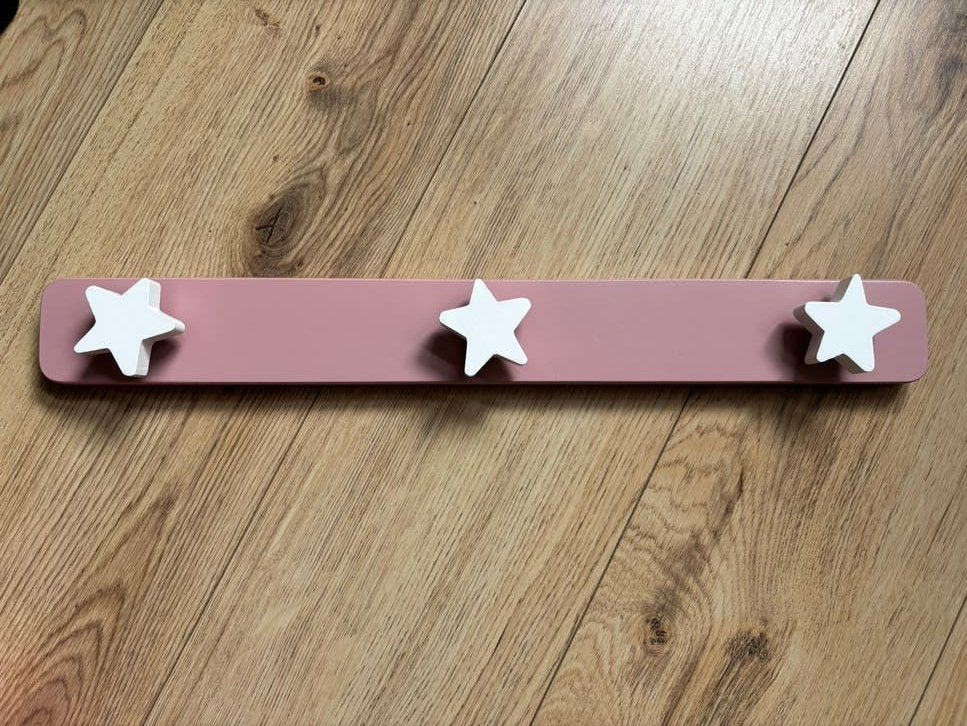 Roze kinderkapstok met witte sterren, Wandkapstok, Ophalen of Verzenden, Zo goed als nieuw, Minder dan 100 cm