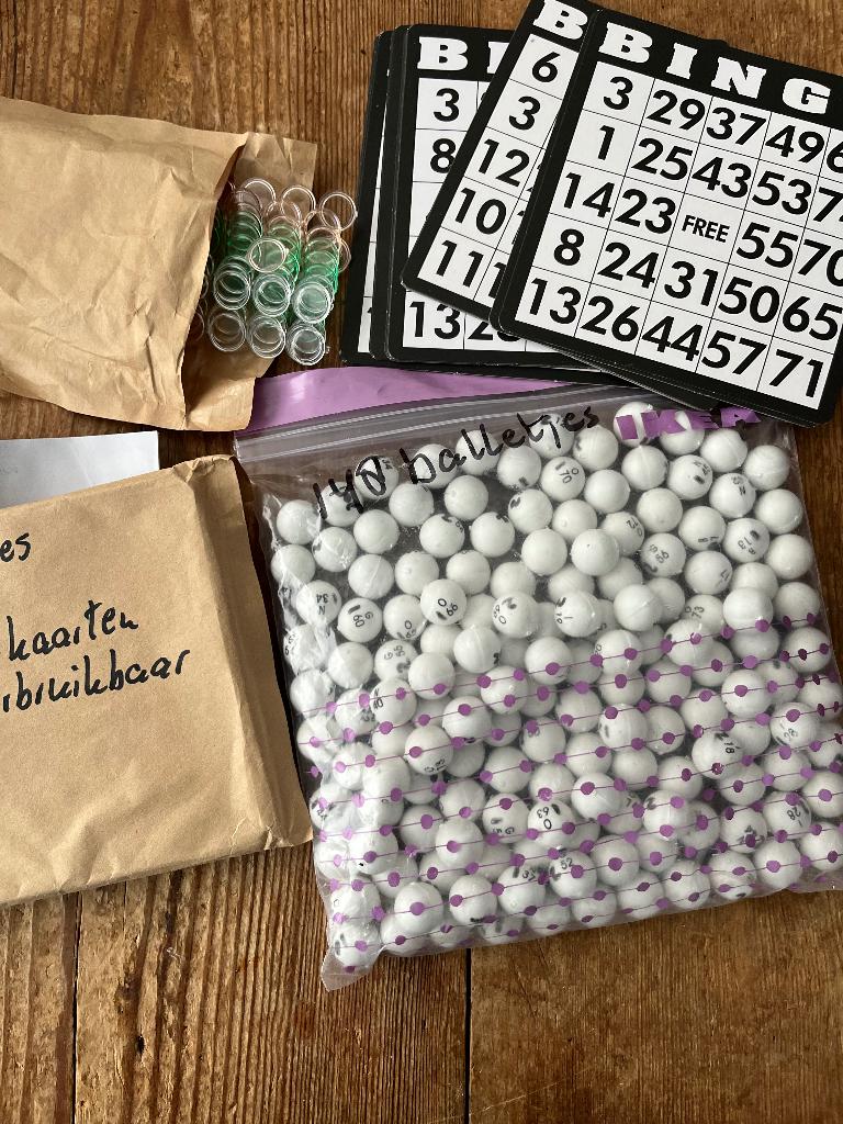 Bingo spel, Hobby en Vrije tijd, Gezelschapsspellen | Bordspellen, Vijf spelers of meer, Ophalen of Verzenden, Zo goed als nieuw