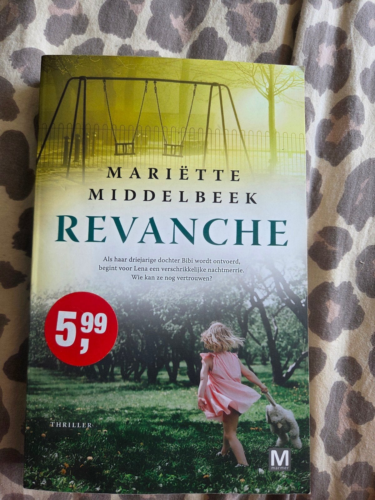 Mariëtte Middelbeek - Revanche (Thriller), Ophalen of Verzenden, Gelezen, Mariëtte Middelbeek