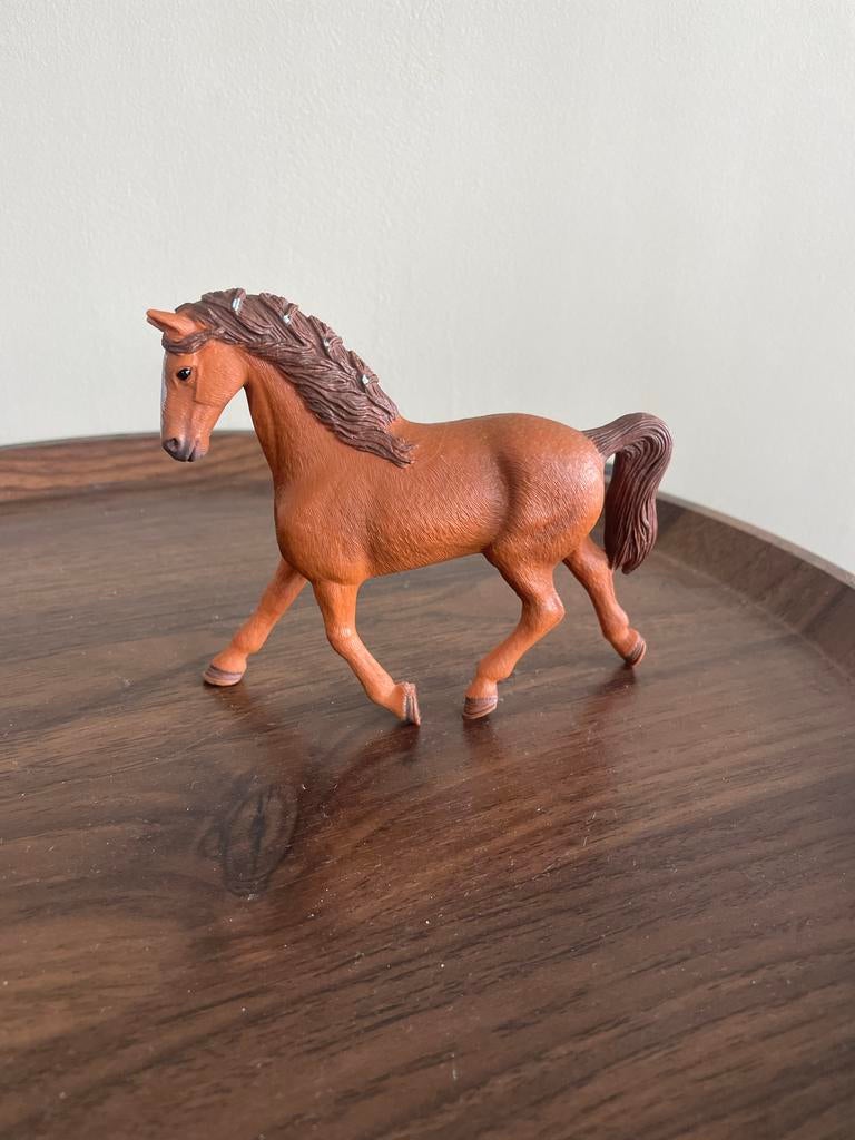 Schleich holsteiner merrie, Ophalen of Verzenden, Zo goed als nieuw, Paard, Beeldje of Figuurtje