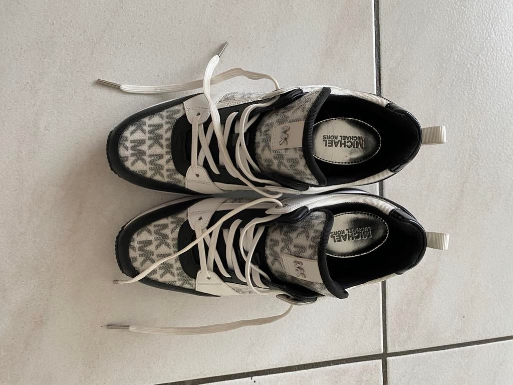 Michael Kors wedge sneakers, Kleding | Dames, Ophalen of Verzenden, Zo goed als nieuw, Wit, Sneakers of Gympen