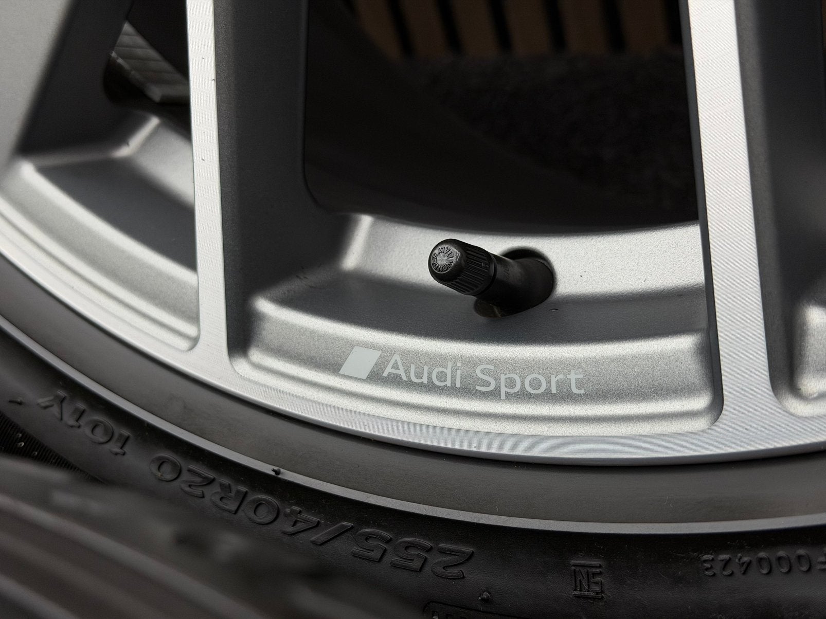 Originele 20 inch Audi Sport Q3 RSQ3 5x112 ET38 Hankook AO, Ophalen, 255 mm, ., Banden en Velgen