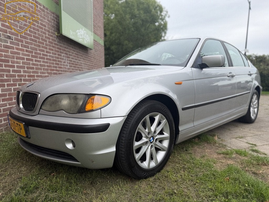 BMW 3-serie 320i Exe*2002*Aut|Ecc|Cruise|Lmv|Nav|Pdc, Auto's, Stof, Gebruikt, Grijs, 1600 kg