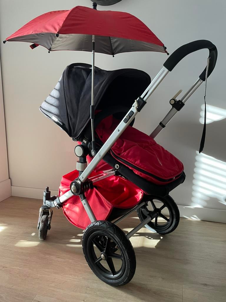 Bugaboo rode kinderwagen, Gebruikt, Verstelbare duwstang, Bugaboo, Ophalen