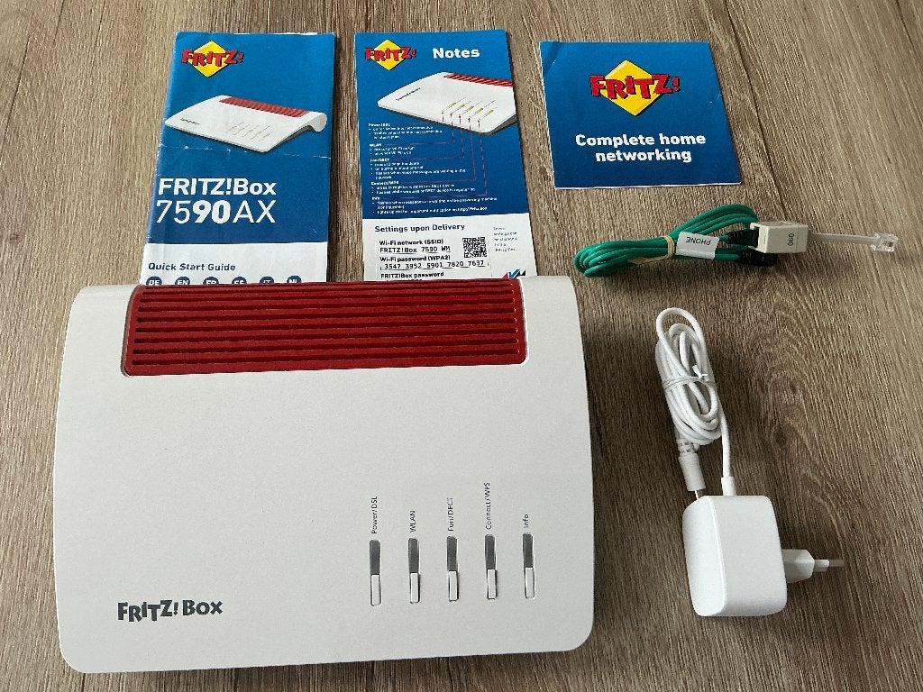 Fritz!box 7590 AX v2 Mesh en wifi 6 internet router/modem!, Computers en Software, Ophalen of Verzenden, Nieuw, Router met modem