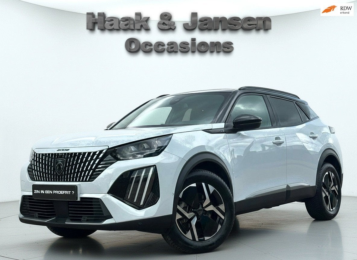 Peugeot 2008 1.2 Hybrid 145 GT Navi Acc Clima Stoelverwarmin, 145 pk, Gebruikt, Zwart, 1199 cc