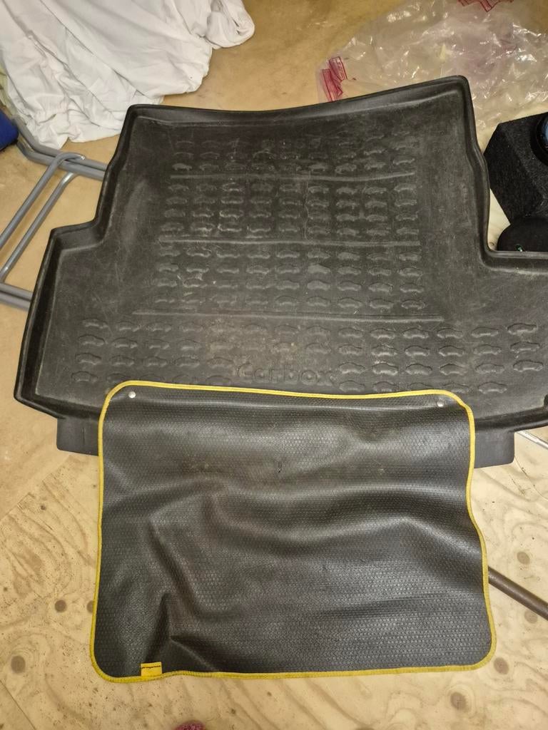 Kofferbak mat, Auto diversen, Kofferbakmatten, Ophalen, Gebruikt