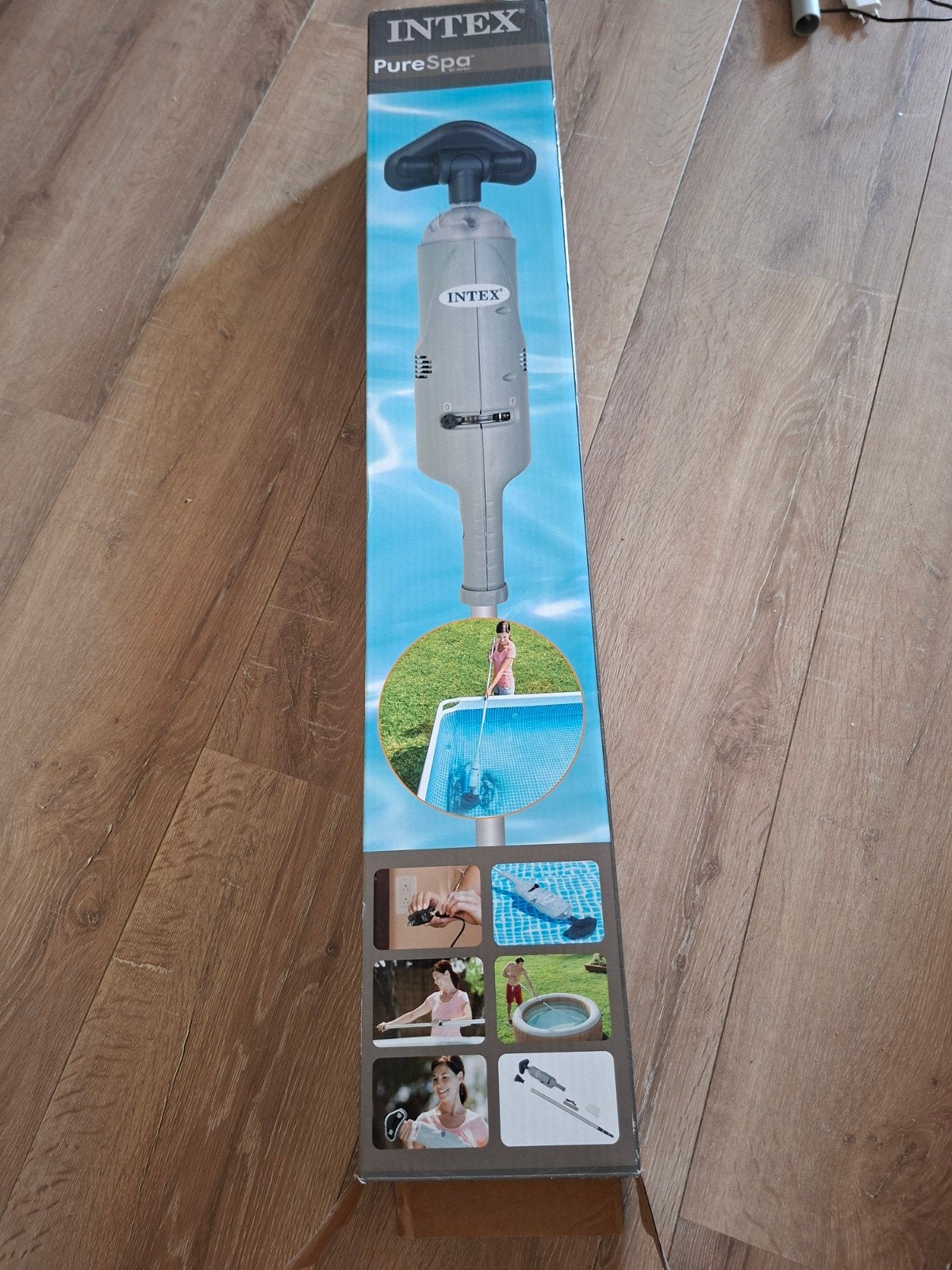 Intex PureSpa Oplaadbare Handstofzuiger voor Zwembad/Spa, Tuin en Terras, Ophalen, Zo goed als nieuw