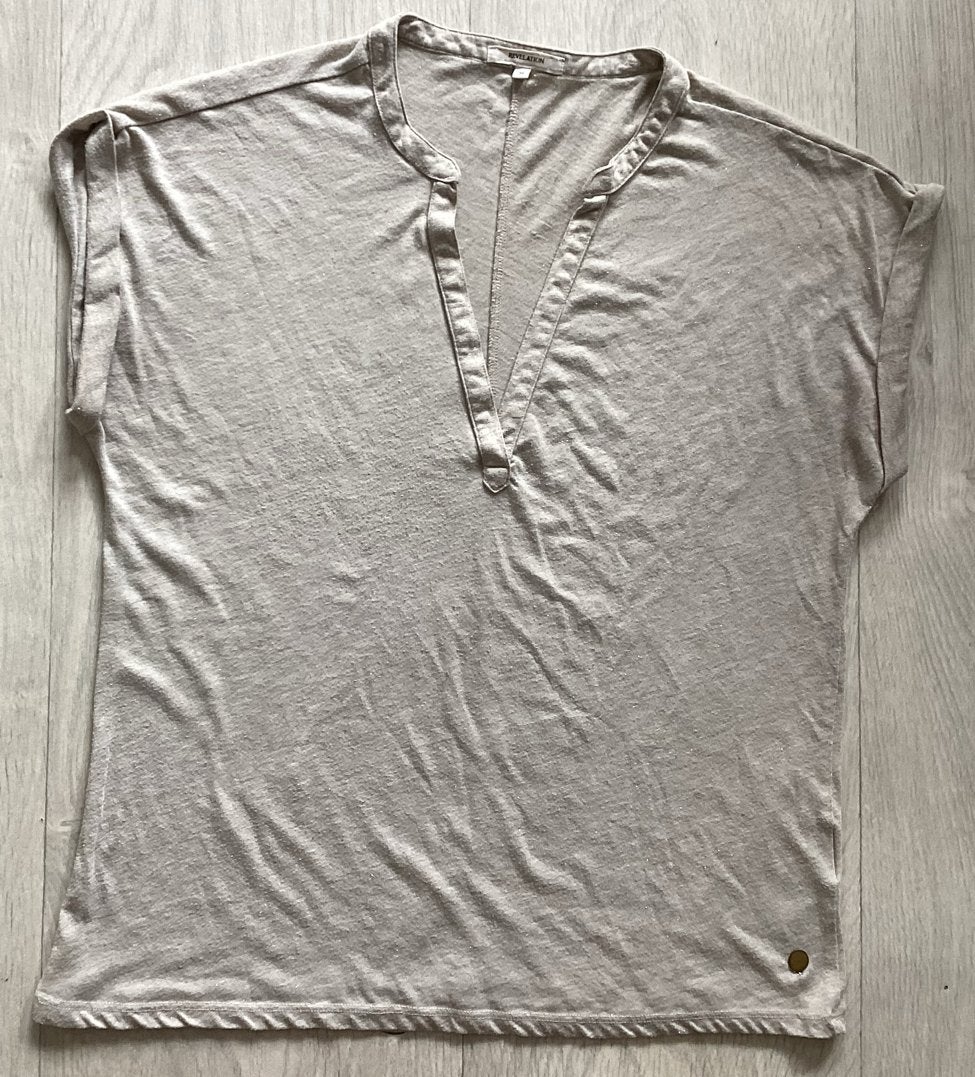 Revelation Top Maat M, Maat 38/40 (M), Beige, Ophalen of Verzenden, Korte mouw