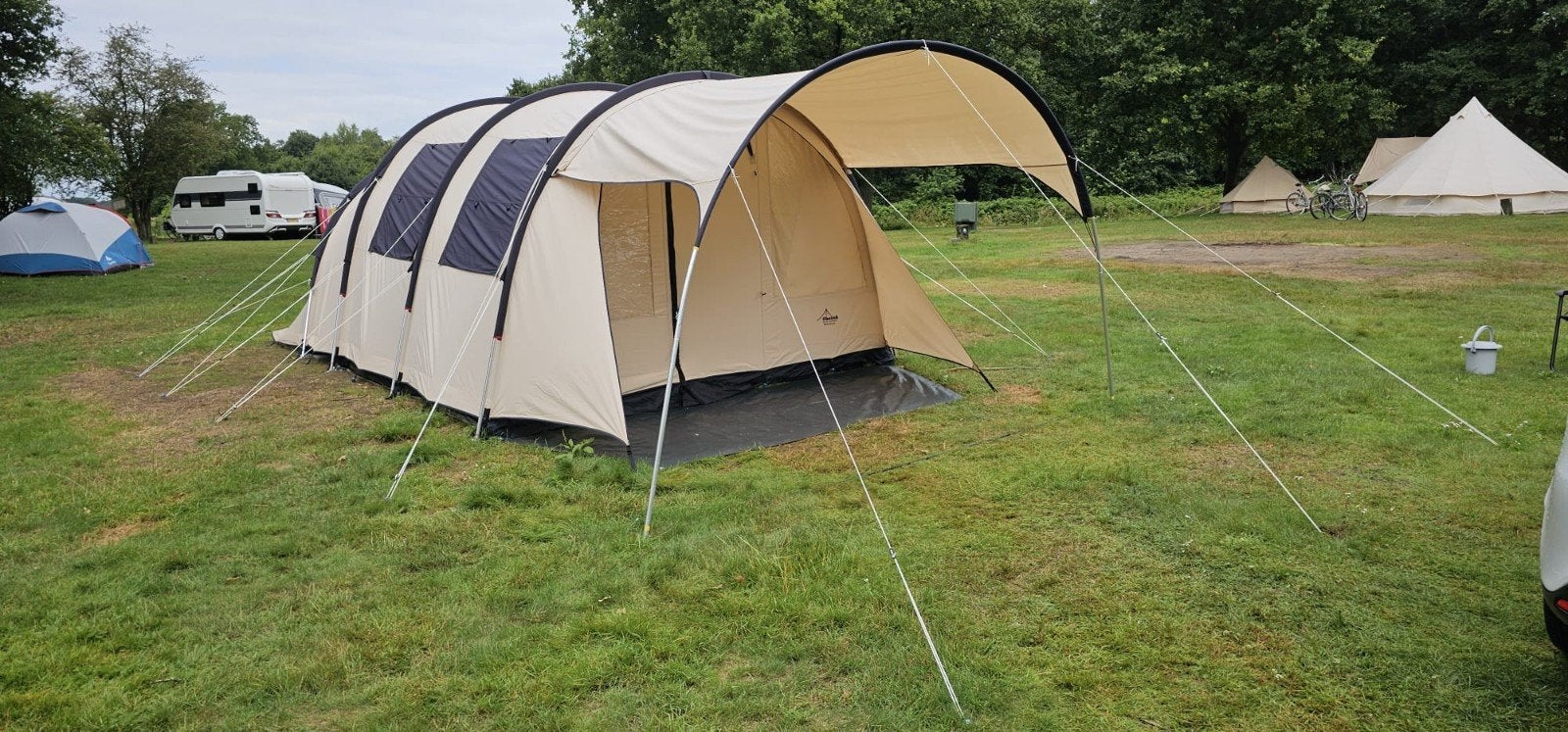 Obelink Famila 4 tunneltent - Ruime gezinstent, Ophalen, Gebruikt, Tot en met 4