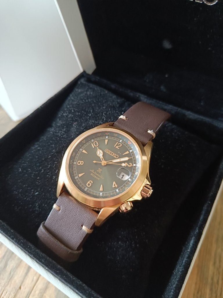 Seiko Alpinist SPB210J1 Limited Edition Goudkleurig Horloge, Sieraden, Tassen en Uiterlijk, Horloges | Heren, Leer, Polshorloge