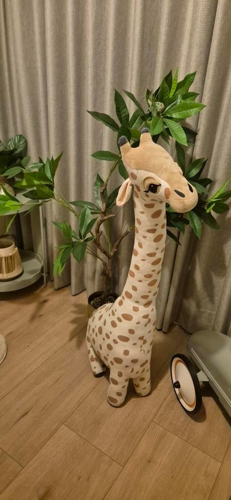 Grote H&M Giraffe Knuffel - Zo goed als nieuw, Kinderen en Baby's, Speelgoed | Knuffels en Pluche, Ophalen, Overige merken, Giraf