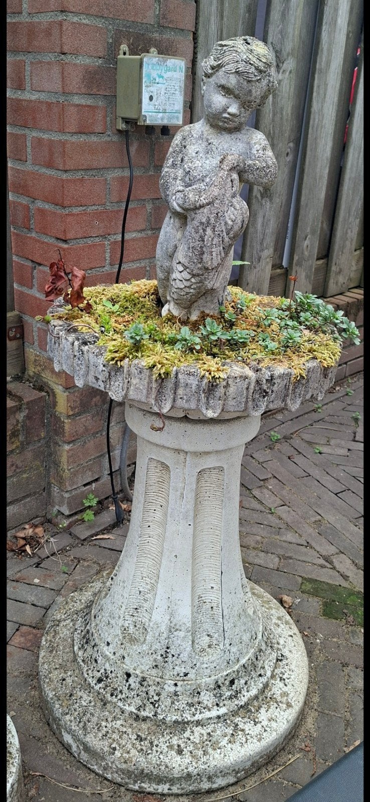 Groot betonnen tuinornament met kinderbeeld op sokkel 100 cm, Ophalen, Gebruikt, Overige typen