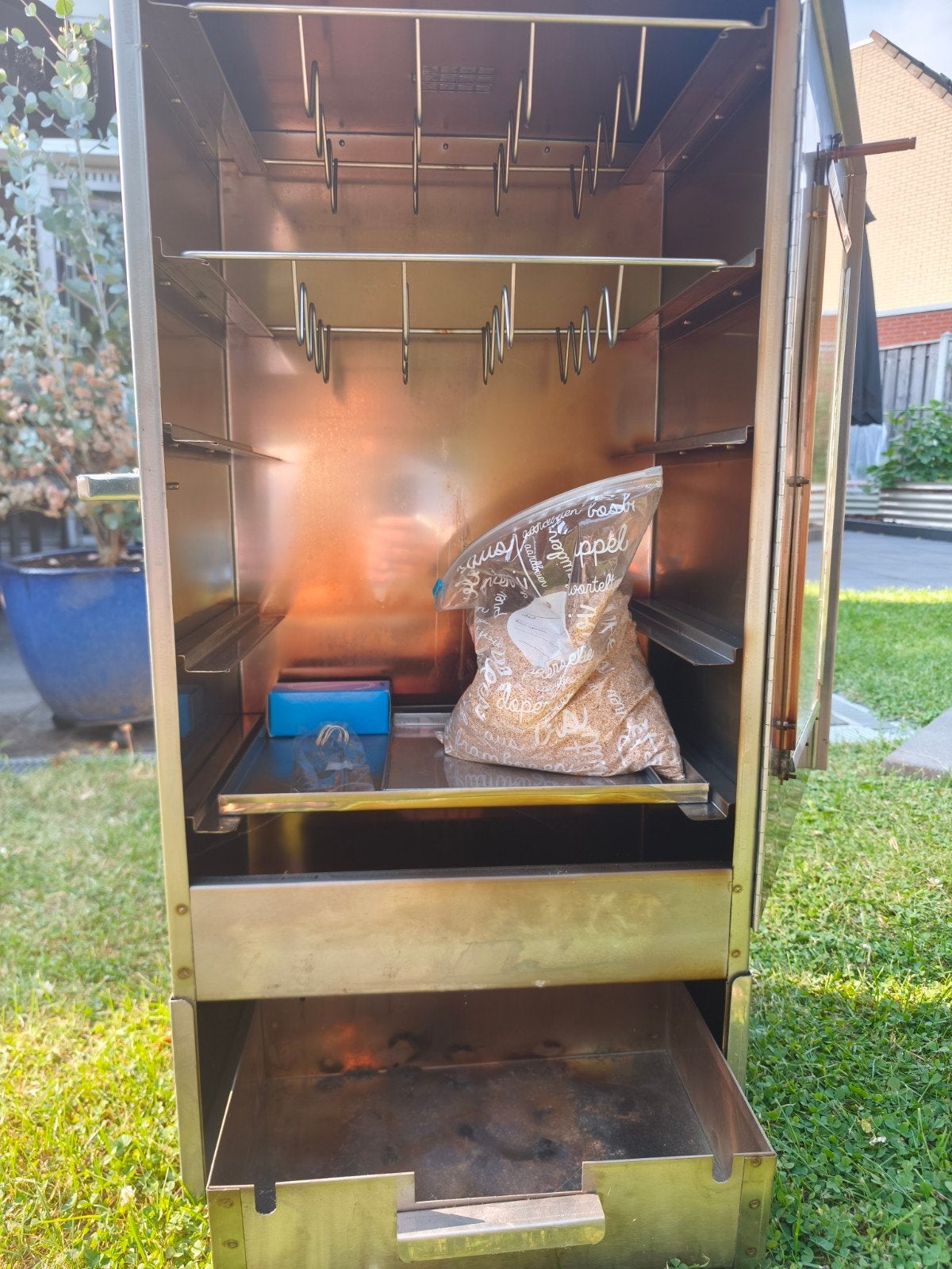 Rookoven met extra zakken rookmot, Ophalen, Gebruikt, Onbekend